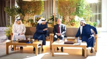 رئيس الدولة وملك الأردن يناقشان الاعتداءات الإيرانية على الإمارات والمنطقة